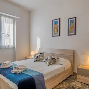 https://loano-mare.hotelitalianriviera.com